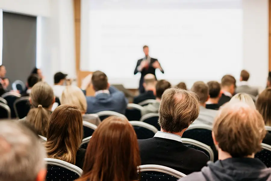 conférences et événements : un engagement pour un avenir plus juste et durable